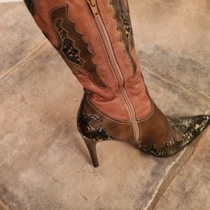 Sexy heeled cowgirl boots